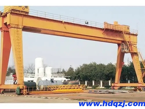 靜電情況下如何正確操作起重機(jī)？